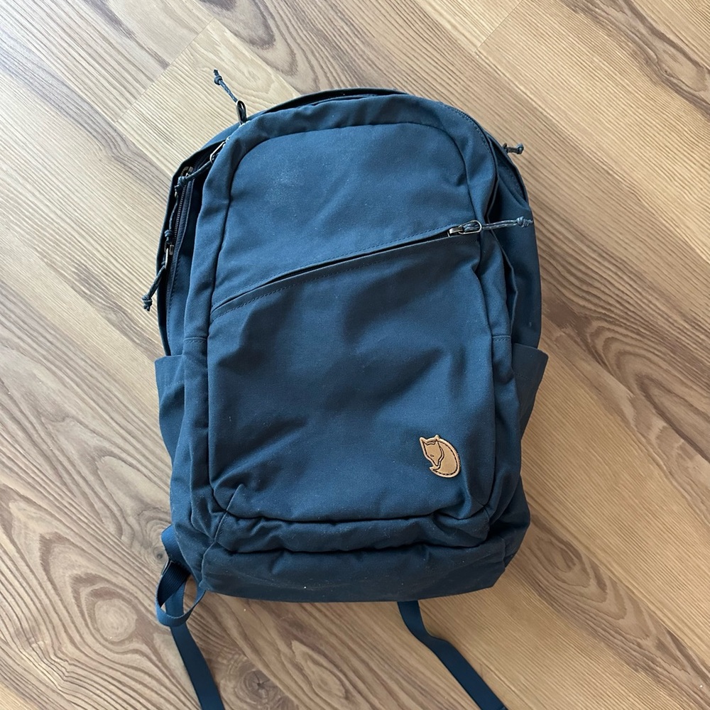 Fjallraven Everyday Outdoor Backpack, Navy